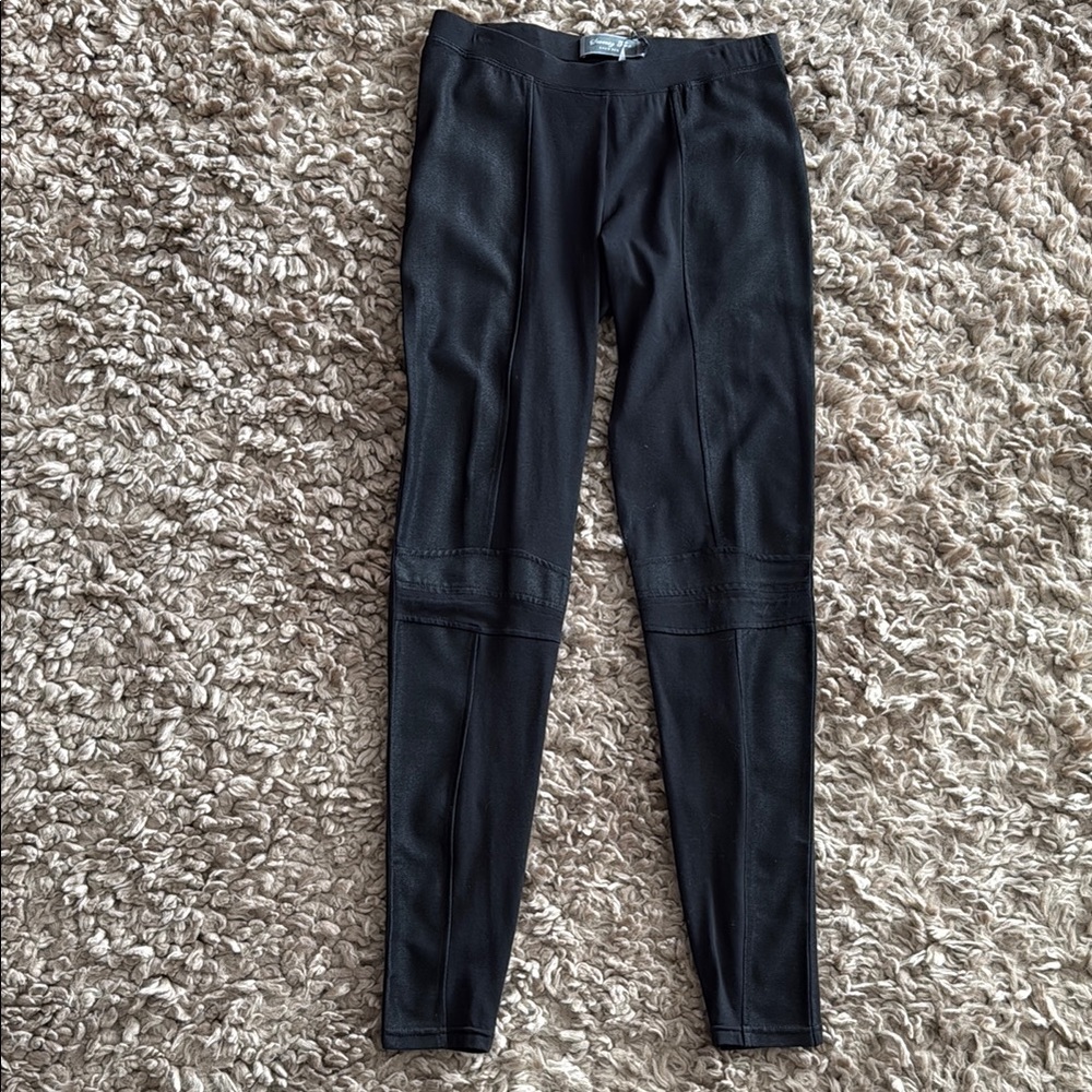Seventy Two Changes Black Pieced Leggings size small